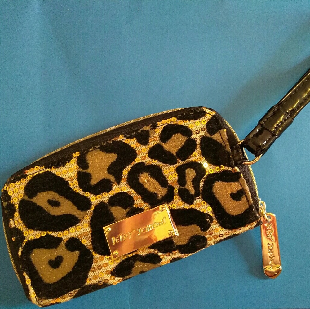 Betsey Johnson Zip around Wristlet Wallet
